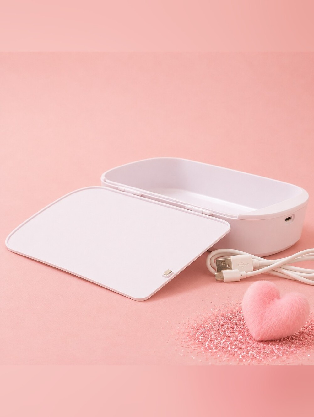 UV-C Light Sanitizer Cleaning Case Box Device Cleaner White